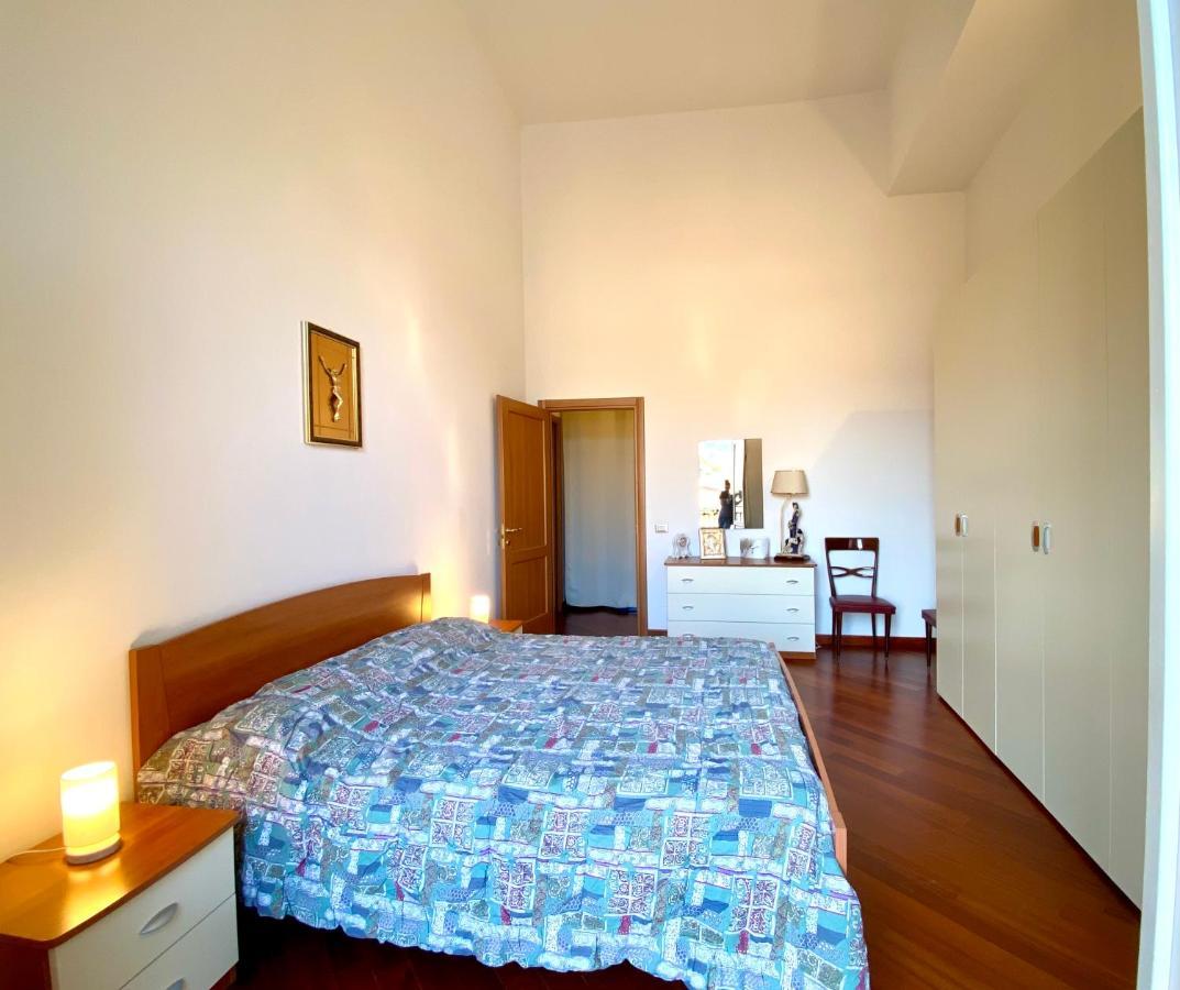Elegante Appartamento In Centro Palermo Exterior foto